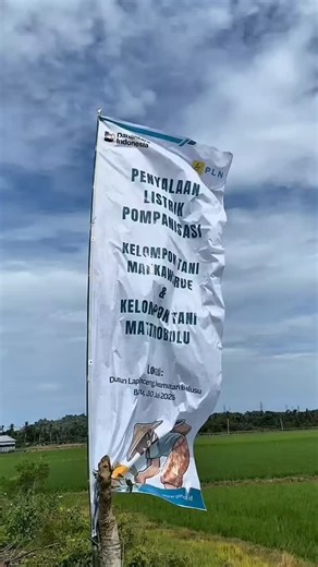 Pemerintah Kabupaten Barru on Instagram: "Kolaborasi nyata untuk ketahanan pangan Barru! 🤝🌾 Hari ini (30/06/2025), Pemerintah Daerah Kabupaten Barru, bersama Polres Barru dan PLN UID Sulselrabar meresmikan penyalaan listrik pompanisasi di Desa Balusu Kecamatan Balusu. Fasilitas ini diharapkan dapat mendukung pertanian berkelanjutan, dengan target luas tanam mencapai 9.000 hektare dan panen hingga tiga kali setahun. Tak hanya itu, kegiatan ini juga menjadi bagian dari peringatan Hari Bhayangkar