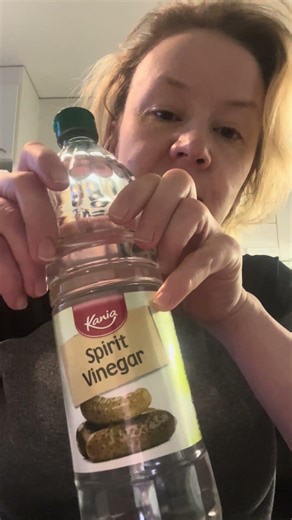 Finnish girl tries exotic foods. Day 14