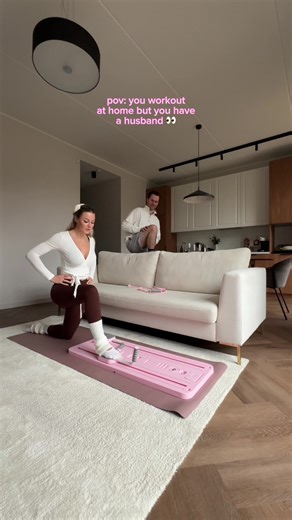 the workout vibes in this household 😆🫶🏼 pilates pilates board linked in my bio 🎀 #athomereformer #pilatesboard #homereformer #pilateshome #homepilates