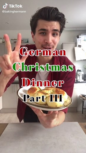 Traditional German Christmas Dinner: Klöße Recipe