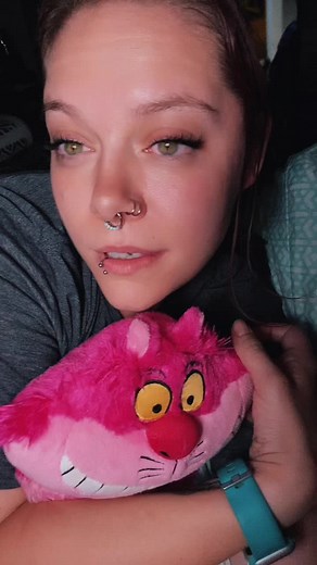 cheshyrekatt86 (@cheshyrekatt86)’s videos with sonido original - ☆