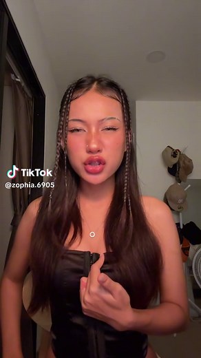 โซเฟียขายโคม บน TikTok