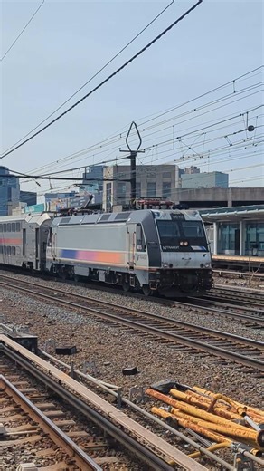 A Friendly Salute From The Driver Of NJ Transit NEC Line Train #3844 At Harrison (ALP-46 #4615)