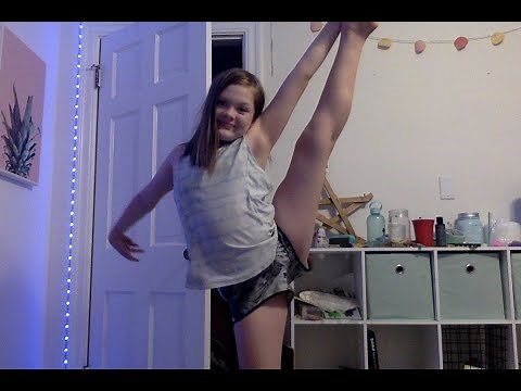 Gymnastics stretching tutorial 🤸🏻‍♀️