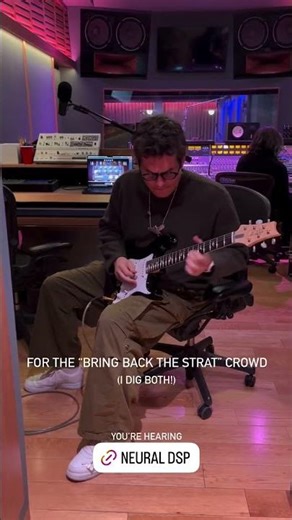 JOHN MAYER playing his ARCHETYPE JOHN MAYER X PLUGIN in the studio