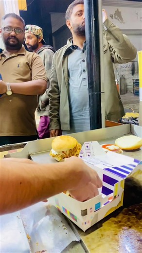 Bismillah Food 2nd Branch Scenes 😍 #foryoupage #trending #tiktokviral #viral #korangi