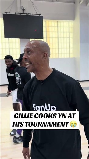 Gillie out here cooking at his 1v1 tournament 😭🔥🏀