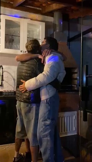 THREE HOT GUYS KISSING