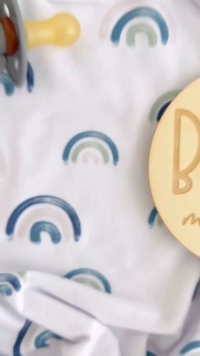 The perfect newborn outfit that is not only cute, but SO soft and comfy for baby! 💙 | Caden Lane