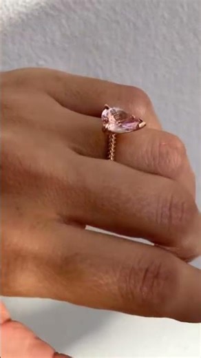 Unique morganite engagement rings to save 👀💍✨