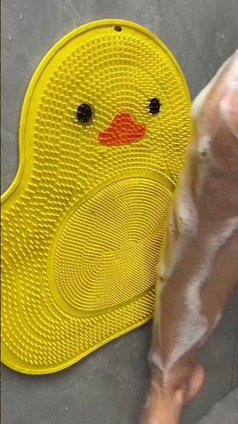 Cool gadgets! 🥰 Can't get your baby clean in the bath? Use this! #creative #gadget