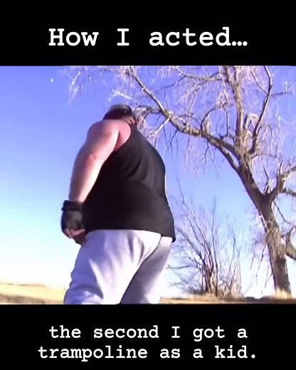 When I got a trampoline as a kid, the first thing I tried to do was Big Van Vader’s moonsault. 💥 Just like the Mastodon—minus the 400 pounds of fury. 😂 Catch this wild clip of Vader defying gravity like it’s ’93 all over again. #VaderTime #WrestlingChildhood #MoonsaultMania #TrampolineDays | United We Wrestle