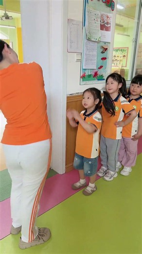 #喜欢你我的宝贝 #师生日常互动 #幼儿园的小可爱 @抖音小助手