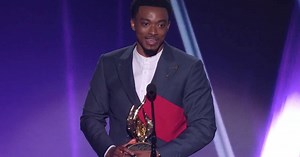 Jonathan McReynolds Wins Male Vocalist of the Year - Stellar Awards 2021 | BET Stellar Awards