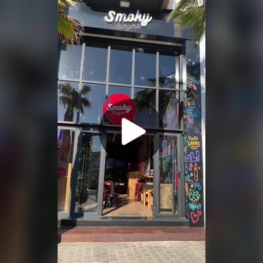 Smoky Burgers in Casablanca Avenue Tantan: Delicious and Unique Street Burgers