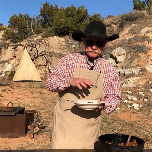 Cowboy's Traditional Mexican Rice! | Kent Rollins