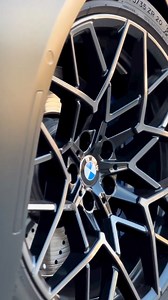 14 reactions | Tall and Handsome man walking down the street. Public reaction #handsome #Amazing #viralsreelsfb #Happy #love | Okan serbes | Facebook