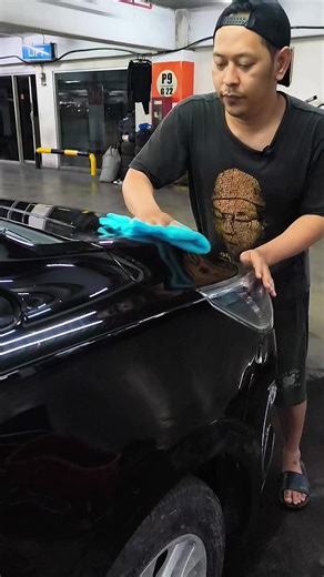 Microfiber Cloth Benefits for Car and Glass Care