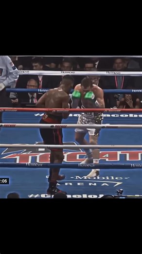 Sports Fight Hub on Instagram: "Head movement isn’t just defense — it’s intelligence in motion 💨🥊 Every slip, roll, and subtle lean is a calculated decision made in fractions of a second. While punches fly at full speed, the best fighters stay calm, controlled, and one step ahead. This is how chaos turns into control inside the ring. Great boxing isn’t about standing still and trading shots. It’s about making your opponent miss by inches, draining their energy, breaking their rhythm, and forci