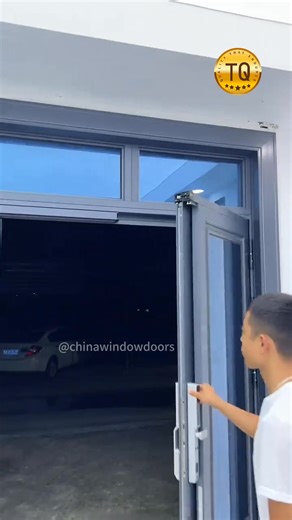527K views · 5.1K reactions | PT folding door that can folded and swing open.#door #doordesign #doorstyle #foldingdoors #slidingdoor #homedoor #homedeco #tottme #tottmetal #partitondoor #homedesign | chinawindowdoors | Facebook