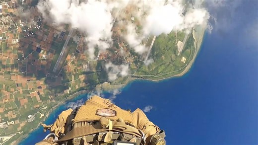 Marine Jumps from an Osprey Chopper
