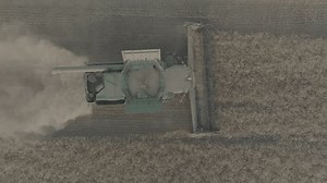 John Deere Harvester Works Field Harvesting Stock Footage Video (100% Royalty-free) 1108005945 | Shutterstock