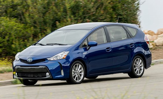 2016 Toyota Prius V Review: Hybrid, Writ Larger