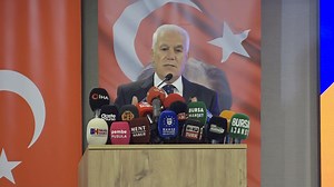 Bursamızın en büyük gücü insanıdır. Hayata geçirdiğimiz, Bursa Kent Akademisi ve Bursa İş Ofisi’yle, klasik eğitim anlayışının ötesine geçen, kentin gerçek ihtiyaçlarından beslenen yenilikçi bir model sunuyoruz. 📌 Dijital altyapısıyla kırsaldan merkeze eşit erişim 📌 İş gücü ihtiyaçlarına göre şekillenen eğitimler 📌 İstihdamı doğrudan destekleyen bütüncül sistem Bugün 28 farklı alanda açılmış 983 eğitim programı, 24 eğitim merkezi, 11 uzmanlık okulu ve 1 İpek Üretim ve Tasarım Merkezi ile kent