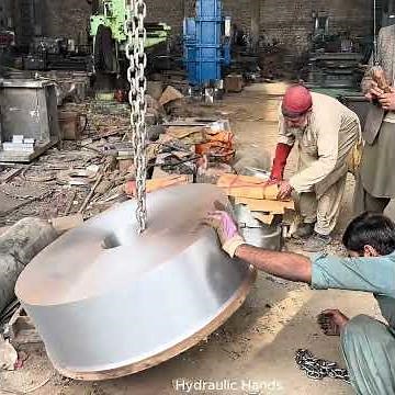 This 50-Year-Old Lathe Still Eats Metal for Breakfast: From Heavy Scrap to Perfect Teeth