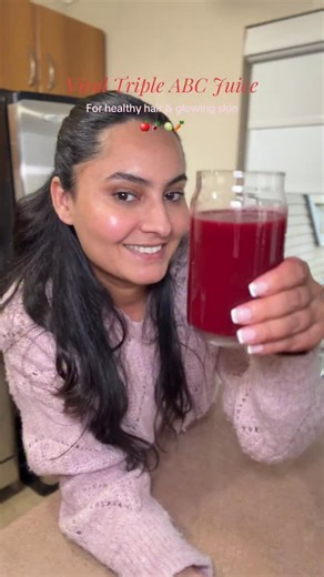 Jsekhon on Instagram: "This viral ABC juice lives up to the hype 👀 . . . . . . #viraljuice #abcjuice #beetrrotjuice #glowingskinjuice"