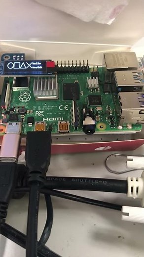 PiOLED Demonstration - Raspberry Pi 4