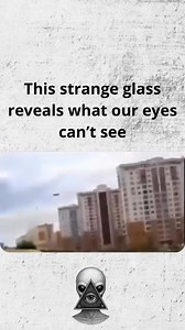 🔍 This strange glass reveals what our eyes can’t see… and they don’t want you to know. 👁️🛑 A researcher developed a special lens that exposes figures, shadows, and energy invisible to the naked eye. What he captured behind people and objects was not normal… or from this realm. The footage was quickly wiped from major platforms. What if we’re surrounded by things we were never meant to see? If you want to uncover the secrets they hide from us, comment “BOOK” and I’ll tell you everything. 📖⬇️ 