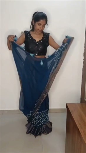 “How to Drape a Saree Perfectly ✨ Step-by-Step Modern Tutorial” #shorts #viral #saree
