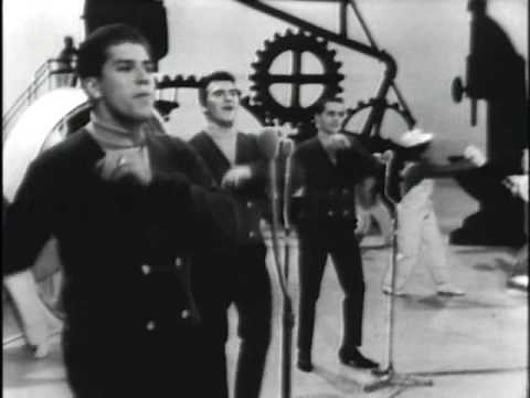 The Vogues - Five O'clock World