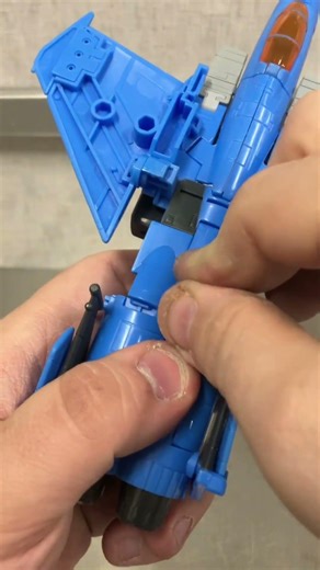 How To Transform: Studio Series 86 Voyager Class Thundercracker #transformers #studioseries86 #toys