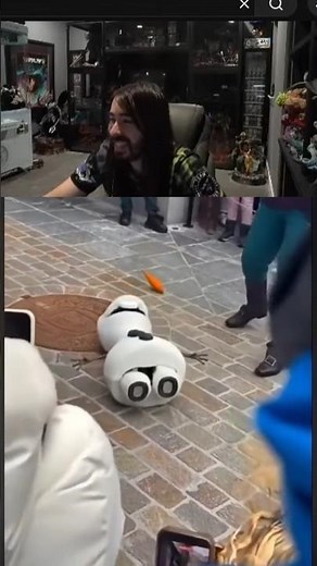 Olaf Dies During Performance #shorts
