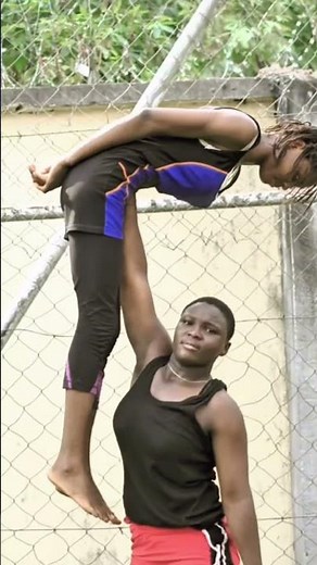 • “One-Handed Overhead Lift: She Actually Did It!” #onehandedoverlift #realfemalestrength