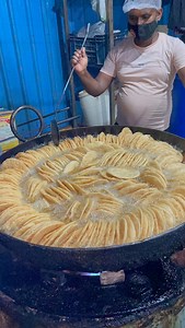 615K views · 4.5K reactions | Karva Chauth Special Bansi Wala ki Mathi 朗朗 || यहाँ तैयार की जाती हे लाखो Mathi  | Swad Official | Facebook