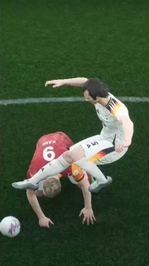 Franz Beckenbauer Gets a RED CARD and is Sent Off | eFootball Gameplay