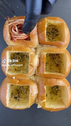 Garlic Bread Spaghetti and Meatball Stuffed Sliders Recipe