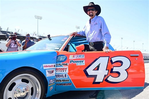 “It was a whole different world mate”: NASCAR legend Richard Petty shares emotional story of his family’s NASCAR roots