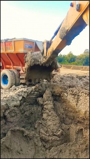 Jcb tractor trolley short video 💪🔥🧐#tractorvideo #jcbtractor #jcblovers #shortvideo #youtubeshorts