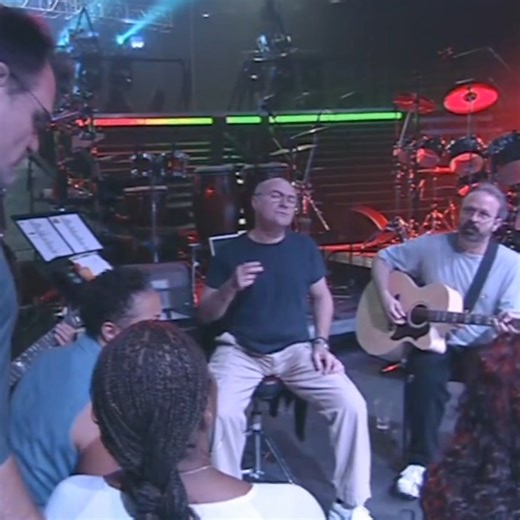 “That’s the stuff that makes goosebumps stand up” - Amy Keys Phil and the band rehearsing “True Colors” before performing it on The First Final Farewell Tour, 2004. #tbt | Phil Collins