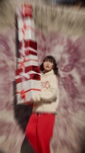 Wrapped in lights, love & Christmas magic ✨🎄 | Brocadeofficial