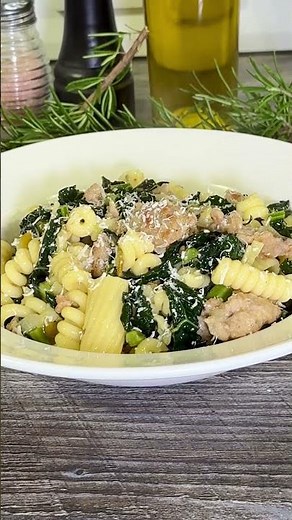 Italian Sausage & Cavalo Nero Pasta #chefarchiepie