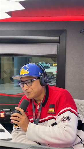 Dah 14 tahun rupanya 😂 script @ag_azmeer panjang macam bill dah untuk menang kategori Penyampai Radio Popular Anugerah Bintang Popular Berita Harian (ABPBH) Strim Bekpes Hot di TikTok Live Hot FM bersama artis jemputan kita pagi ni, @sharifahhaneesya sekarang! #HotFMNo1 #HotFM #BekpesHot #TerbaikSentiasaHangat #RadioNo1 #KJjadiDJ | Hot FM