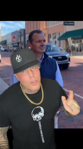 Jason Christian Vukovich on Instagram: "GRAHAM WALKER IS THE BOSS!! #ONELIGHT #alaskanavenger #fbreels #trendingreels #viralreels"