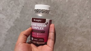 Blood Sugar Complex Supplement – Natural with 20 Active Herbs and Vitamins, Including Cinnamon, Bitter Melon, Black Pepper, Licorice, Vegan, Non-GMO, Gluten-Free, 60 Capsules