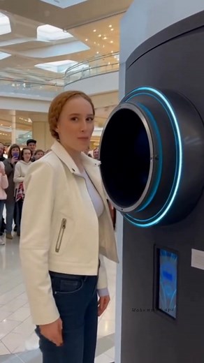 2.1M views · 16K reactions | The future is here: AI-powered automatic styling machine, creating the perfect hairstyle 3 seconds #instagram #foryou #reels #dubai #trending #veo3 #fyp #facebookreel Edit by Ai | Mohammad Apu | Facebook