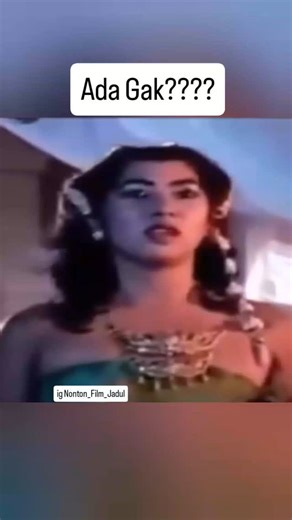 Nonton_Film_Jadul | Banyak..🤪 Lagiii...Yurike Prastica di film Pembalasan Ratu Laut Selatan (1987) #yurikeprastica #pembalasanratulautselatan #ladyterminator | Instagram